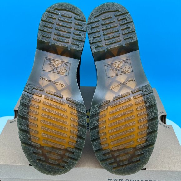 Dr. Martens Women's 1460 Patent Lamper‎ Leather Lace Up Boots, Size 7, Black - Picture 8 of 13